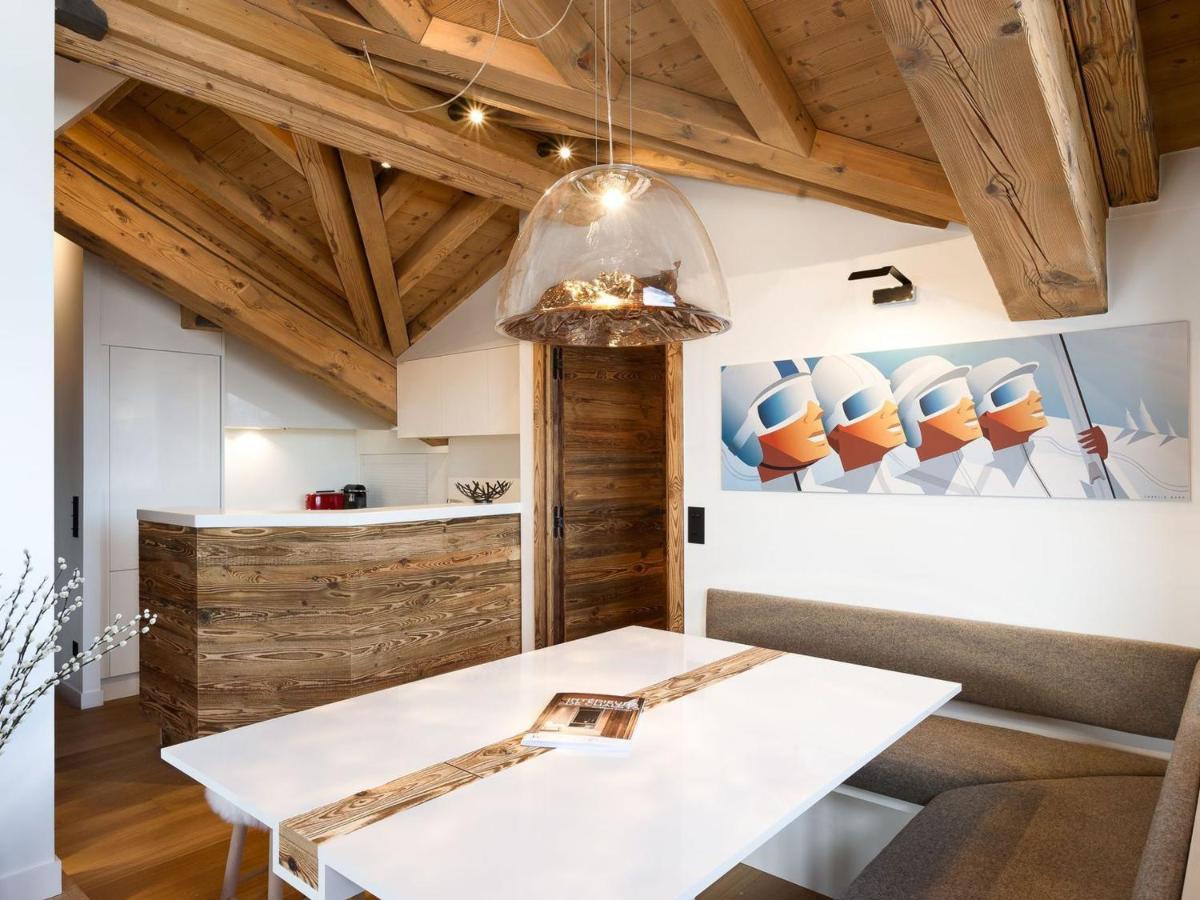 Contemporain Avec Sauna, Cheminee Et Parking Au Centre De 1850 - Fr-1-564-35 *