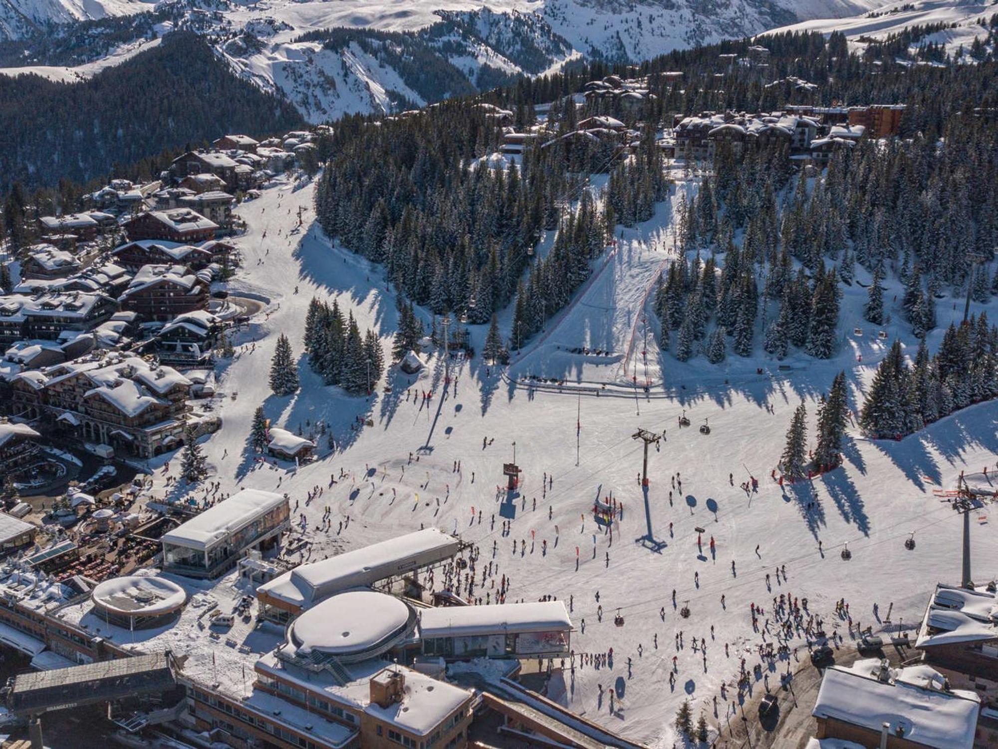 Contemporain Avec Sauna, Cheminee Et Parking Au Centre De 1850 - Fr-1-564-35 Courchevel